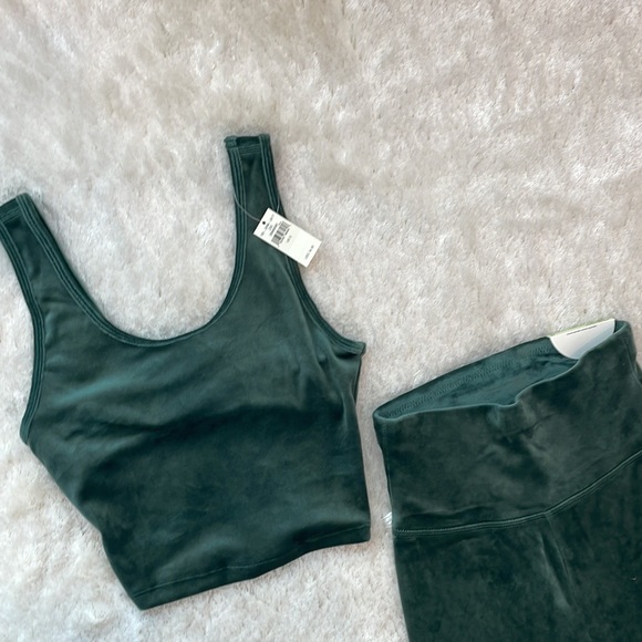 NWT Aerie Velour Workout Set - Picture 4 of 15